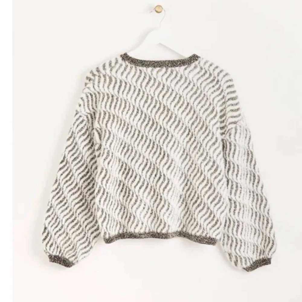 OLIVER BONAS Wavy Tinsel Metallic Knitted Jumper Sweater 
Sz US 14 or Large - Picture 5 of 12